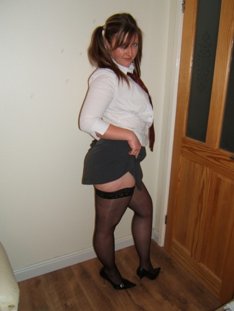 chubby olive skin milf adult picture