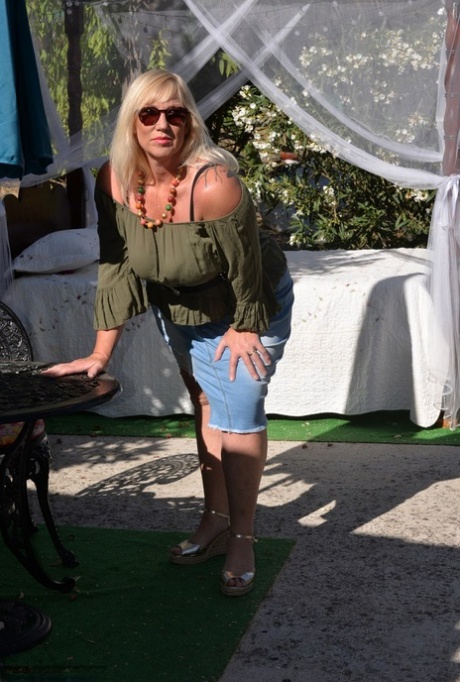huge ass dance candid hot sexy pic