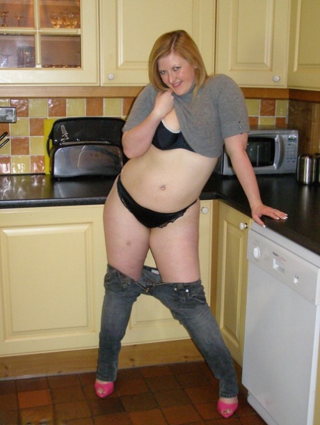 chubby housewife big cock beautiful xxx archive