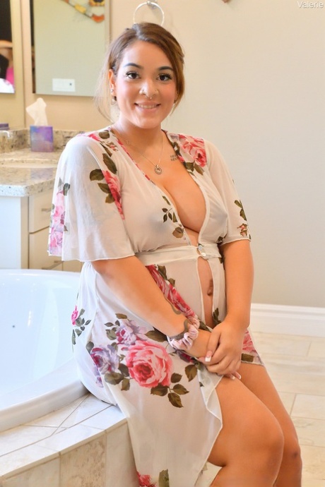thick latina mami perfect photos