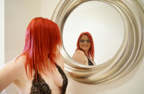 thick older woman naked img