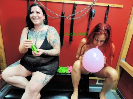 fat lady stuck to toilet beautiful naked archive