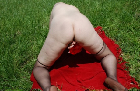 desi big ass old woman porn photo