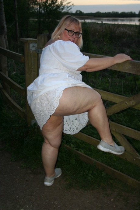 big fat women swimsuit hot porn photos