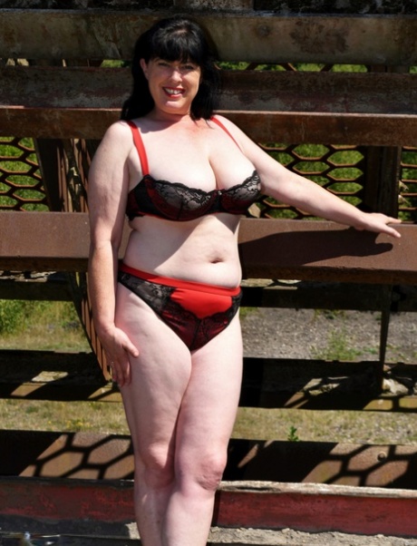 enormous ssbbw asshole hot naked picture