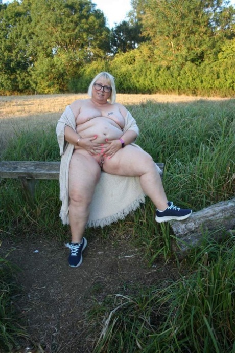 boobs bige butt bbw assoass pretty photos