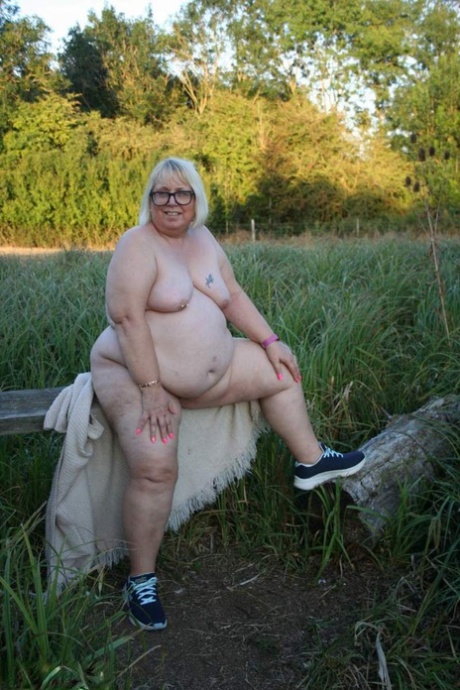 bbw jacuzzi hot porn photo