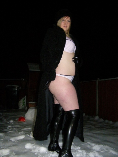 bbw granny slut naked pics