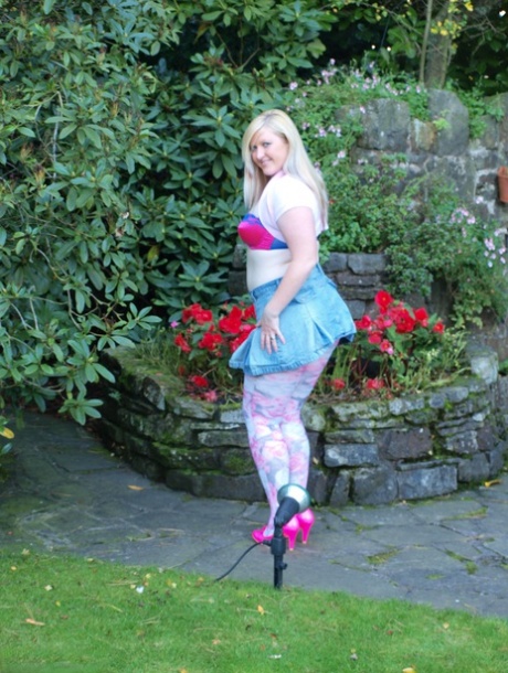 pics of fat naked people free naked photo