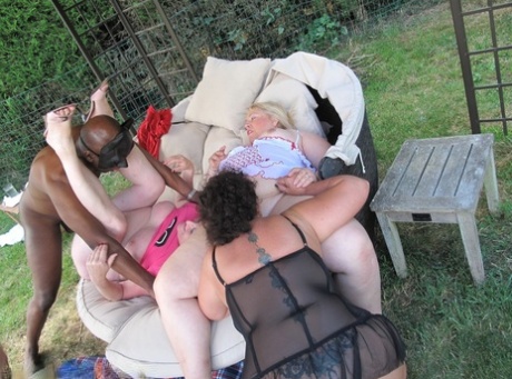 big booty girlfriend riding adult gallery