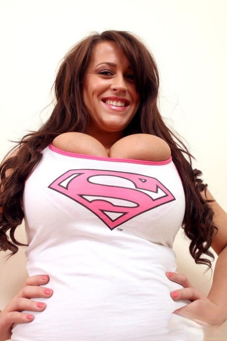 curvy milf real boobs hot photos