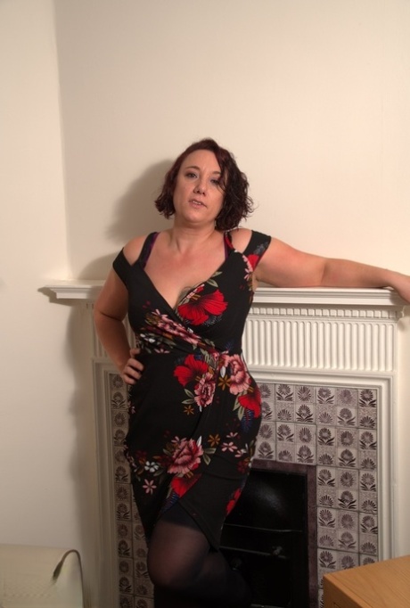 my baby pussy is fat and good adult pic