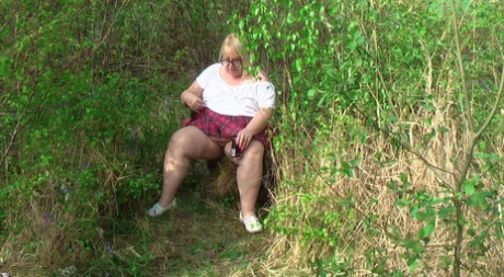 bbw latin milf lucey perez spreading her pussy sexy nudes photo