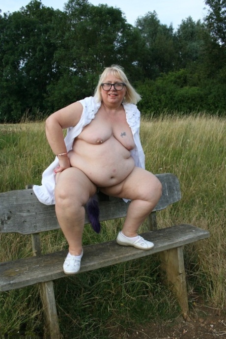 bbw mom son caption hot nude galleries