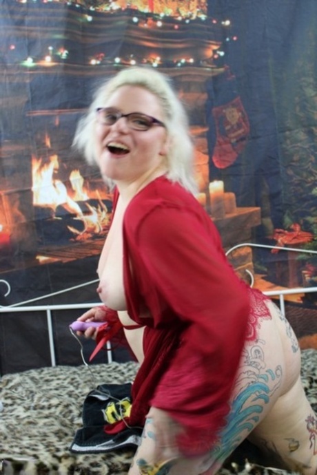 thick ebony emo girl sexy nudes images