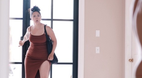 thick family hot sexy photo