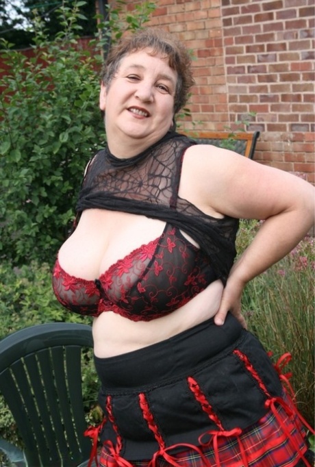 amateur curvy wide hips babes hot galleries