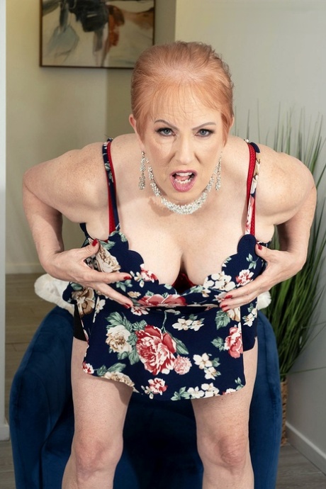 curvy hidden beautiful xxx galleries