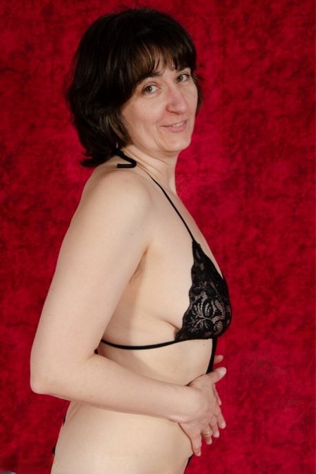 curvy curly chrisy sexy nudes galleries
