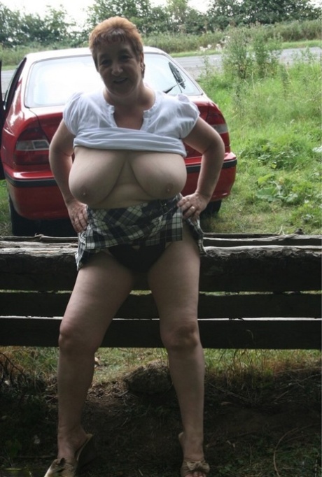 chubby granny spits cum sexy pic