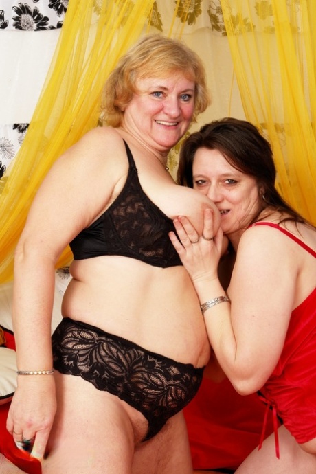 hubby lets friend fuck amateur wife big ass homemade nudes picture