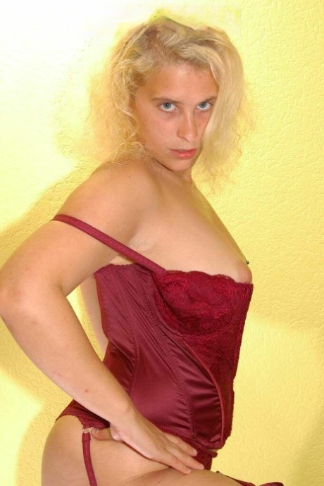 fucking an old fat ugly whore in the kitchen hot xxx picture