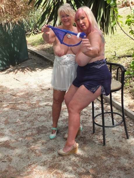 thick ass redbone i nutted in pornographic pictures