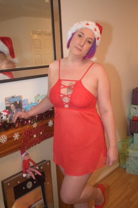 milf bbw seducing her man sexy nude images