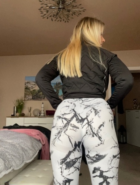 mega huge ass enorme culo sexy nudes pictures