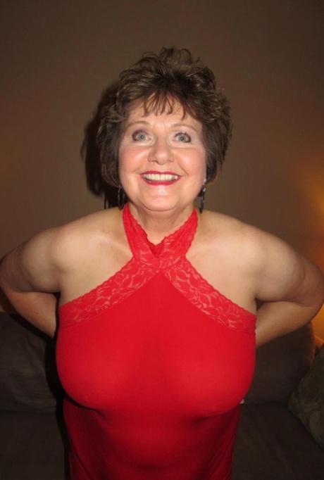 curvy spanking sexy naked gallery