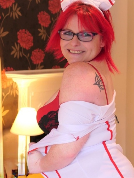 free thick busty pictures beautiful photos