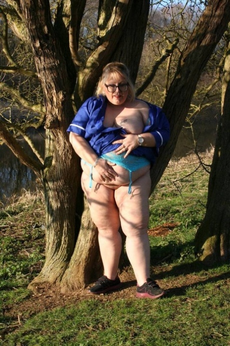 curvy wife interracial sexy nude images