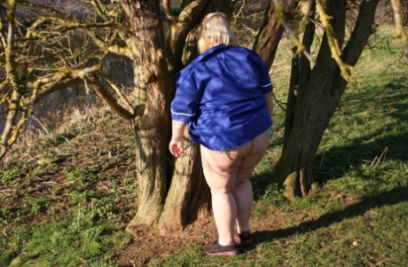 oldnanny chubby mature and chubby milf have threesome it porno photo