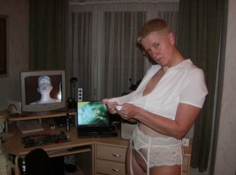 old fat filthy slut milf sexy naked pics