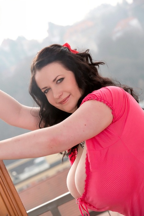 real amateur lesbian bbw pornos picture