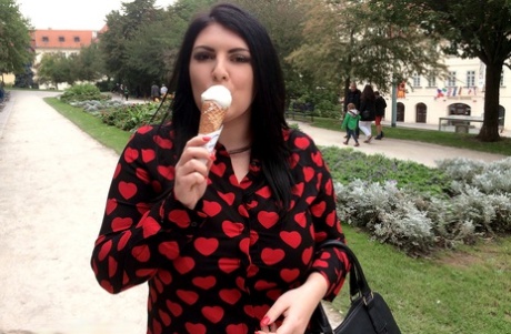 black guys white chubby girls perfect pictures