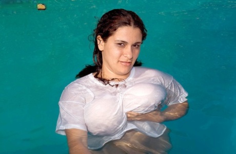 curvy italian mature anal free naked pic