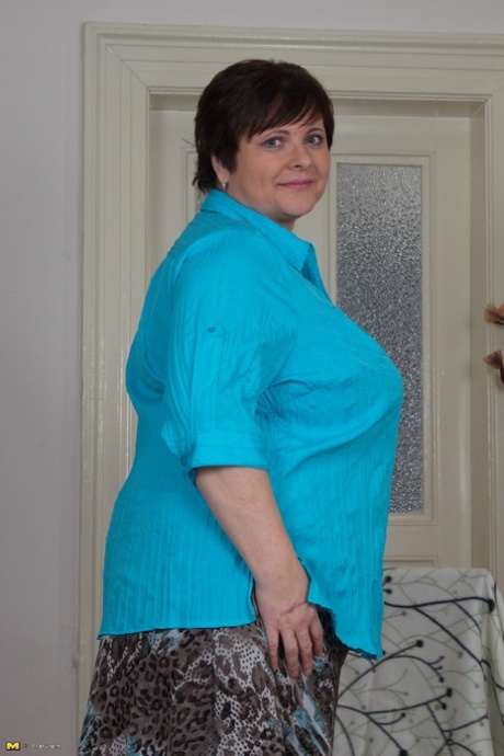 chubby curvy wide fake taxi beautiful naked gallery