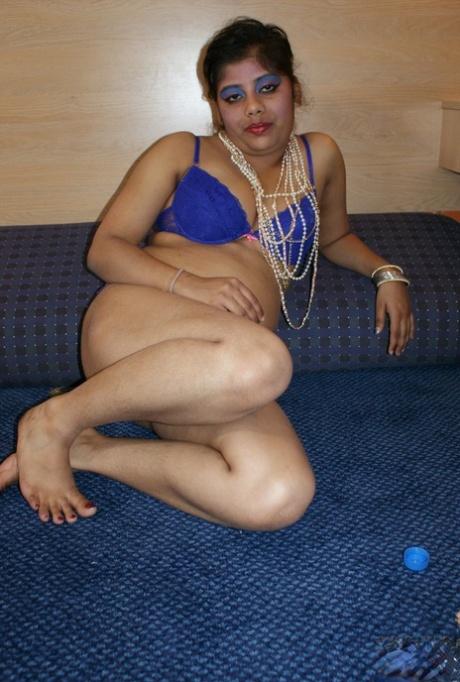 chubby female tied up and forced to endure sadomasochism xxx hd images