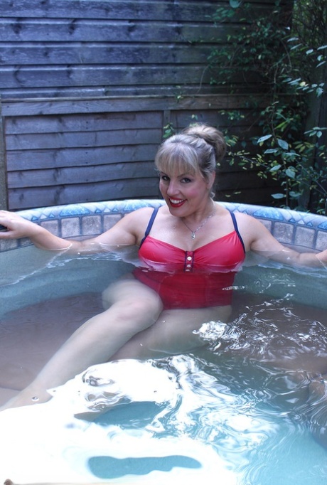 cayenne amor bbw free naked galleries