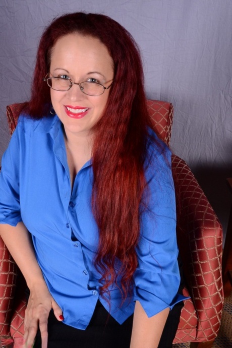 busty bbw milf lady lynn fucks landlord to save house hot nude images