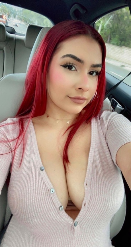big ass big natural boobs teen exposing outdoor sexy naked gallery
