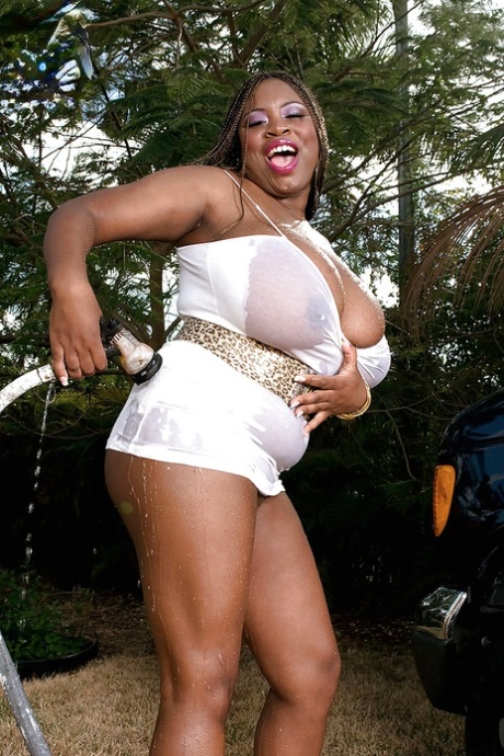 bbw teen sucks blows and catches a load on her face art porn pics