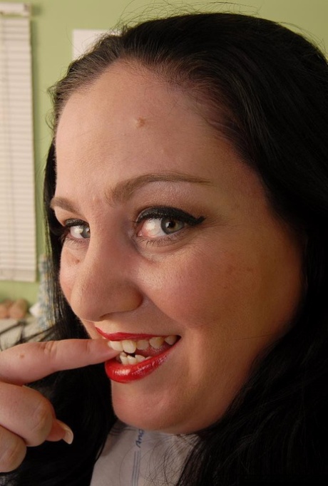 porn curvy cheating free pic