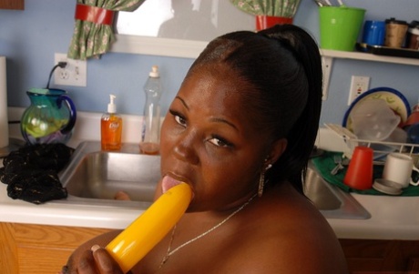 ebony bbw bathroom art porn image