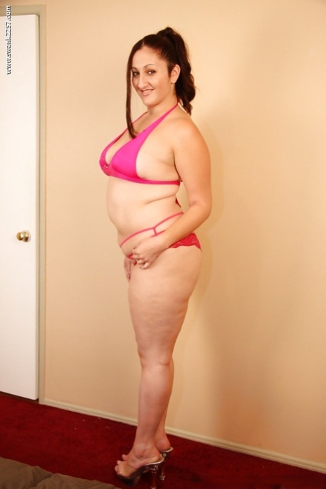 mature bbw cunt mastabating free naked pic