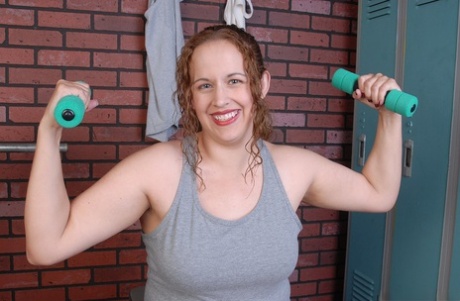 airabella bbw free galleries