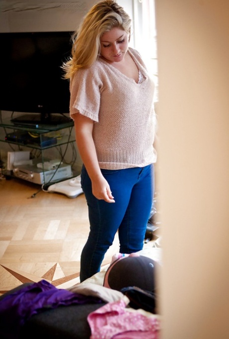 charlotte rachel bbw art nude pics