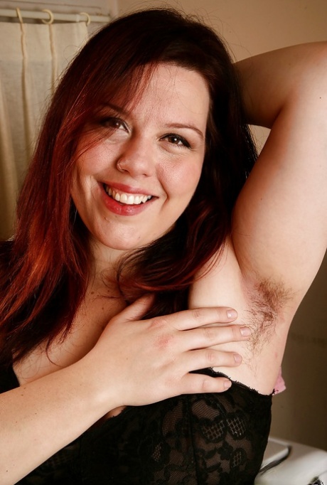 bbw red dress nudes images