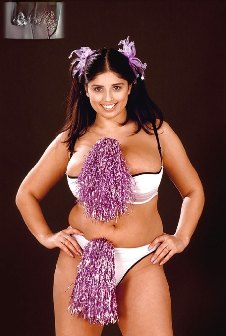 fat teen lingerie sex pictures